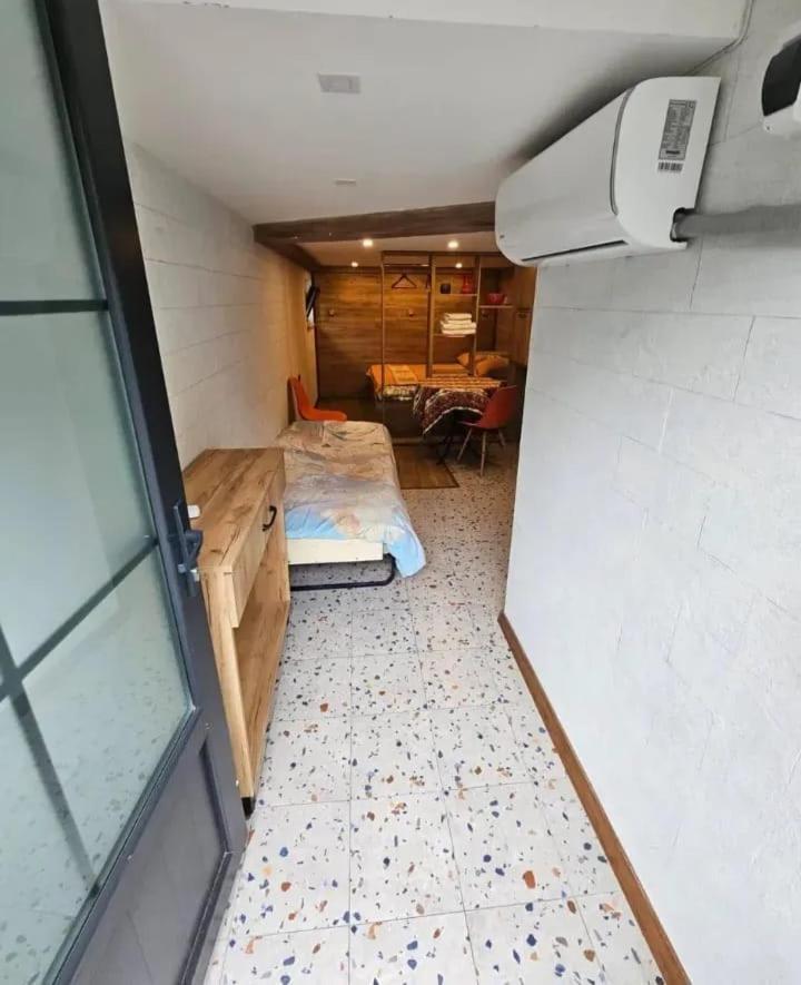Family Mini-Hotel Martirosyan'S And Tours Erevan Esterno foto