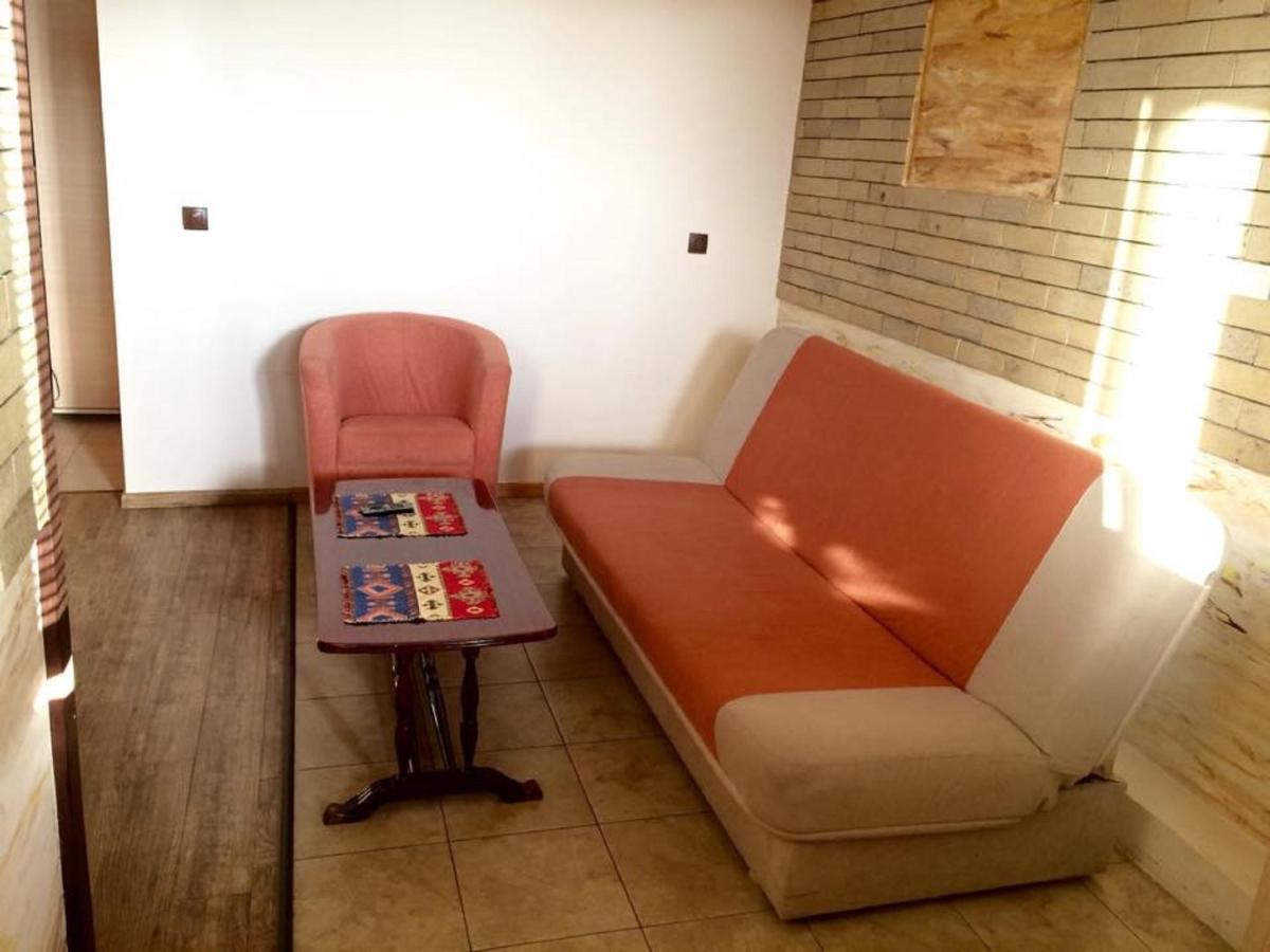 Family Mini-Hotel Martirosyan'S And Tours Erevan Camera foto